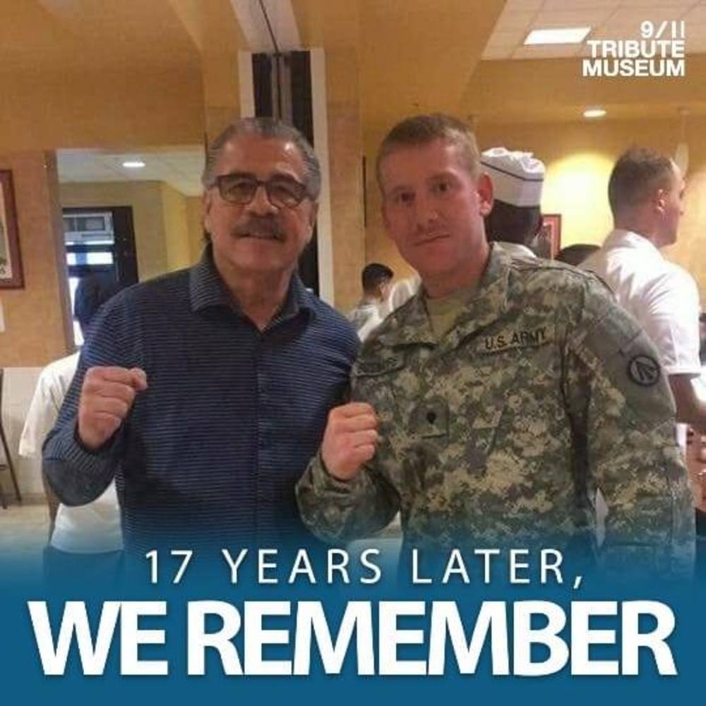 Meet your Posher, Eric